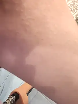 TsSnailGirl69 online show from October 9, 7:12 am