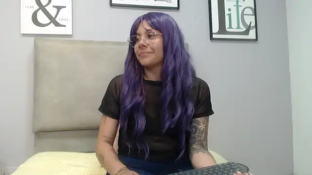 valevicious online show from September 23, 5:33 pm