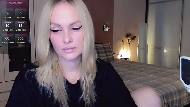 Libby Nora online show from November 6, 10:32 am