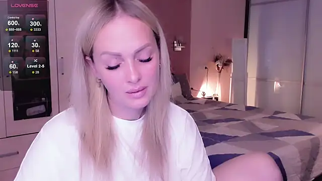 Libby Nora online show from October 14, 11:02 am