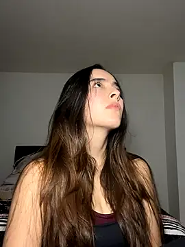 Snapshot of swrennn19 chatting on September 18, 1:26 am swrennn19 online show from September 18, 1:26 am