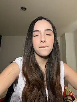 Snapshot of swrennn19 chatting on October 19, 4:20 pm swrennn19 online show from October 19, 4:20 pm