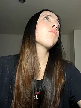 Snapshot of swrennn19 chatting on September 20, 3:32 pm swrennn19 online show from September 20, 3:32 pm