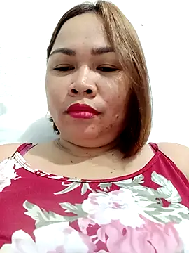 Snapshot of XXLorie_02 chatting on September 25, 12:10 am XXLorie 02 online show from September 25, 12:10 am