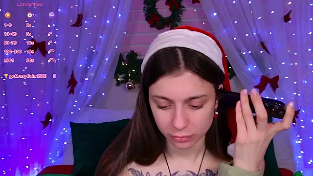 Eille Elfie online show from December 18, 5:34 am