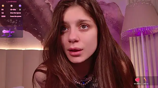 Eille Elfie online show from November 21, 6:15 am