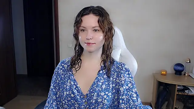 BettyGinger online show from September 24, 8:52 pm