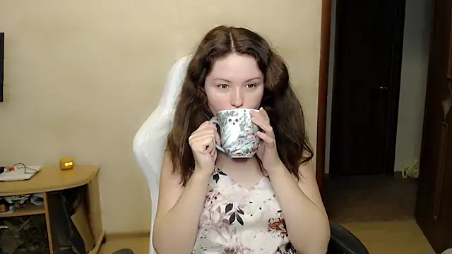 BettyGinger online show from October 28, 9:08 pm