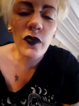 PinkTheHawk online show from November 20, 8:59 am