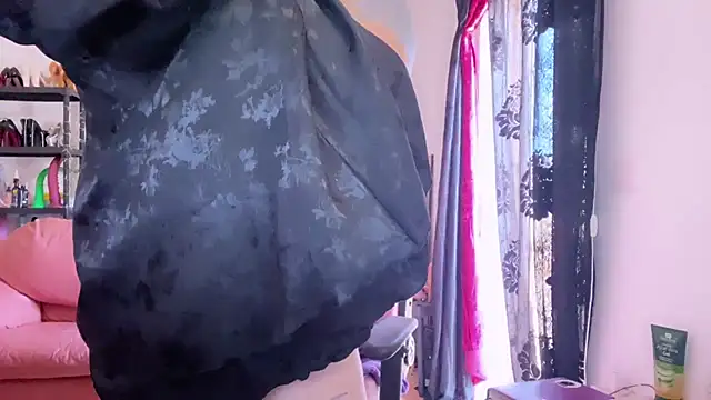 Snapshot of kisicaxx chatting on September 23, 11:41 am kisicaxx online show from September 23, 11:41 am