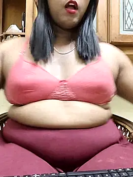 Boobie Curvy Nandana online show from September 15, 3:53 pm