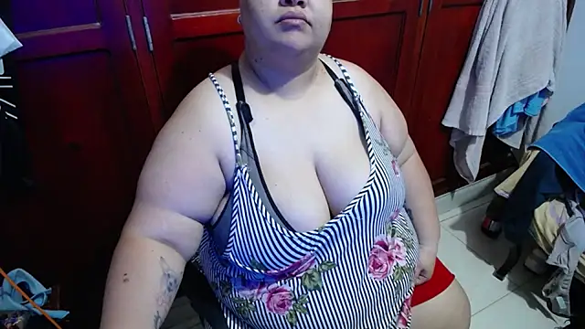 hotlesby4uxxx online show from June 26, 2:40 pm