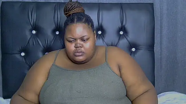 BbwEbonyQueen95 online show from September 15, 9:33 pm