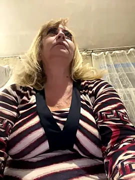 Snapshot of Irina2909@xh chatting on October 4, 6:34 pm Irina2909xh online show from October 4, 6:34 pm