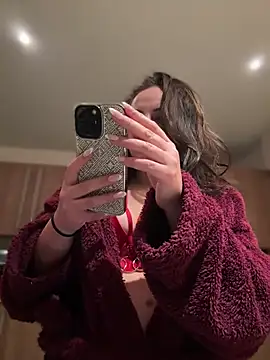 itsCassie online show from March 24, 7:19 pm