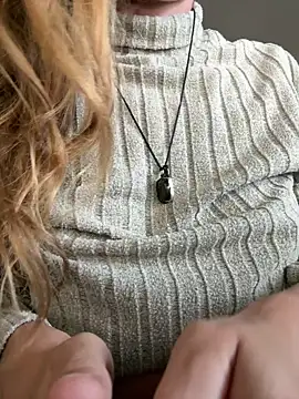 Heidi Harper online show from September 24, 3:44 pm