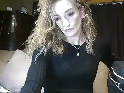 AshleyRain online show from December 5, 8:14 am