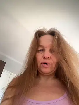Susanel online show from July 17, 2:10 pm