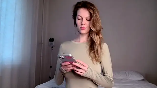 Snapshot of Milky___Way chatting on October 8, 2:21 pm Milky Way online show from October 8, 2:21 pm