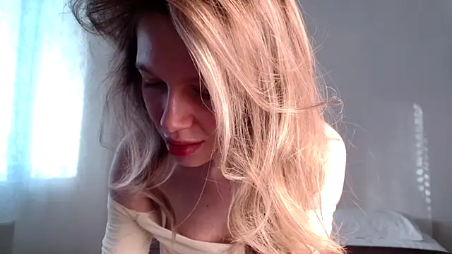 Snapshot of Milky___Way chatting on October 1, 1:38 pm Milky Way online show from October 1, 1:38 pm