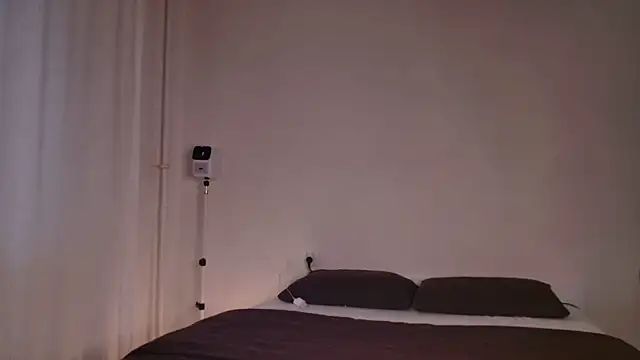 Snapshot of Milky___Way chatting on September 20, 3:32 pm Milky Way online show from September 20, 3:32 pm