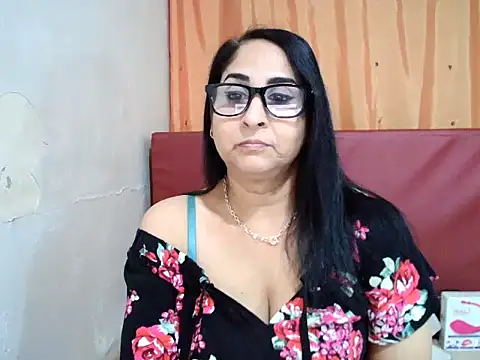 Snapshot of Indiankushy chatting on October 8, 4:55 pm Indiankushy online show from October 8, 4:55 pm