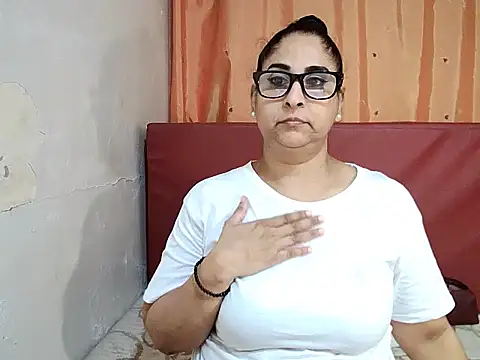 Snapshot of Indiankushy chatting on September 19, 5:34 pm Indiankushy online show from September 19, 5:34 pm