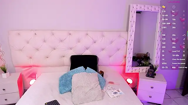 ximena slut 21 online show from October 2, 4:06 am