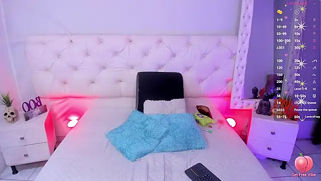 ximena slut 21 online show from October 9, 5:33 am