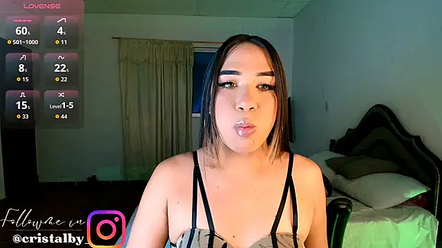 Snapshot of cristal_0381 chatting on October 22, 10:37 pm cristal 0381 online show from October 22, 10:37 pm