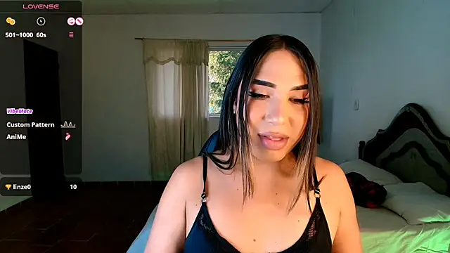 Snapshot of cristal_0381 chatting on October 10, 9:52 pm cristal 0381 online show from October 10, 9:52 pm