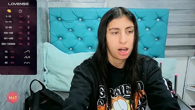 MAARYMOON online show from December 16, 11:05 am