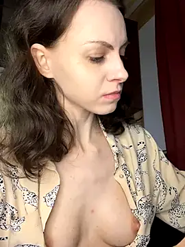 Snapshot of MissAnuta chatting on October 6, 7:03 am MissAnuta online show from October 6, 7:03 am