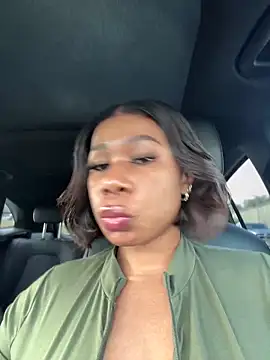 Belle    online show from October 3, 9:20 pm