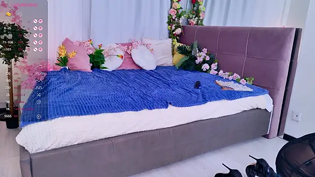 Carla Dalton online show from November 6, 3:29 pm