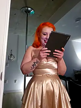 DamelynDaisy online show from April 18, 9:01 am