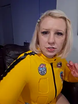 DamelynDaisy online show from February 18, 5:39 am