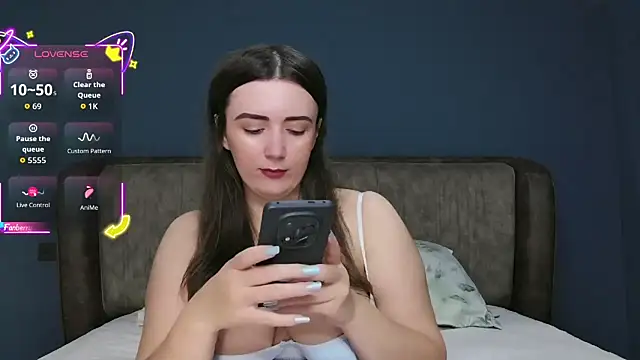 Snapshot of IamMolly chatting on September 11, 7:47 pm IamMolly online show from September 11, 7:47 pm