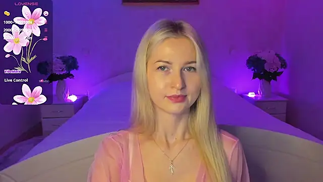 Snapshot of AnnaCarrera chatting on October 24, 9:22 pm AnnaCarrera online show from October 24, 9:22 pm