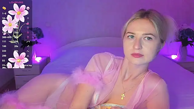 Snapshot of AnnaCarrera chatting on September 23, 9:46 pm AnnaCarrera online show from September 23, 9:46 pm