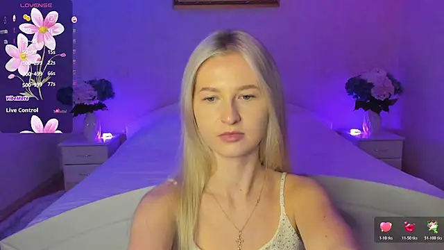 Snapshot of AnnaCarrera chatting on October 29, 10:12 pm AnnaCarrera online show from October 29, 10:12 pm