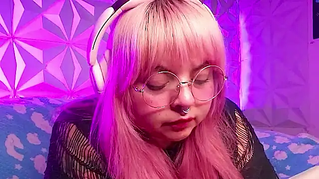 Satyn doll online show from March 8, 4:38 am