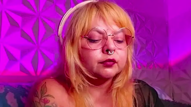 Satyn doll online show from October 11, 12:04 am