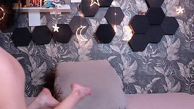 Snapshot of ChiooMia chatting on October 1, 4:17 am ChiooMia online show from October 1, 4:17 am