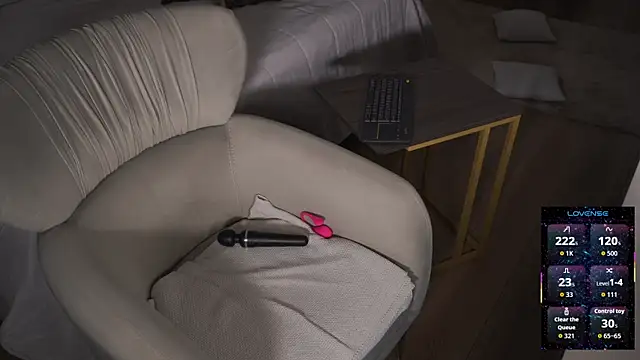 eseniyavl online show from January 6, 4:27 am