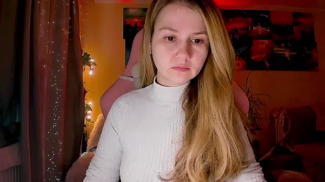 Snapshot of GoodWitch_ chatting on September 25, 7:40 am GoodWitch online show from September 25, 7:40 am