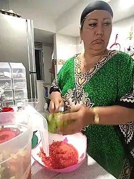 Brenda Berck  online show from April 10, 9:59 am