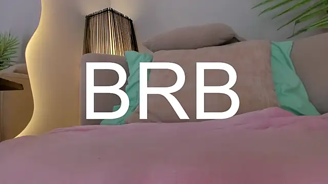 Snapshot of Swt_skinny_ chatting on October 9, 2:21 pm Swt skinny  online show from October 9, 2:21 pm