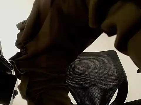 dalilasquirt1 online show from November 4, 9:09 pm