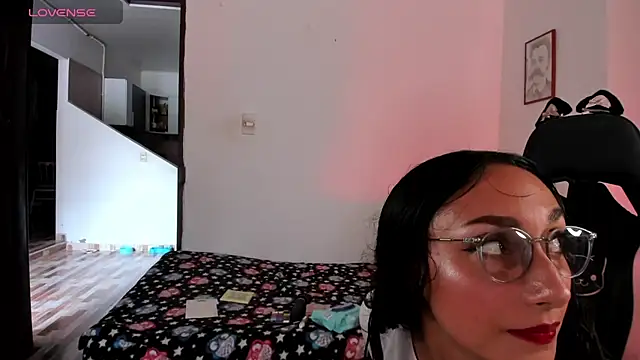 adrena 10 online show from July 8, 5:15 pm